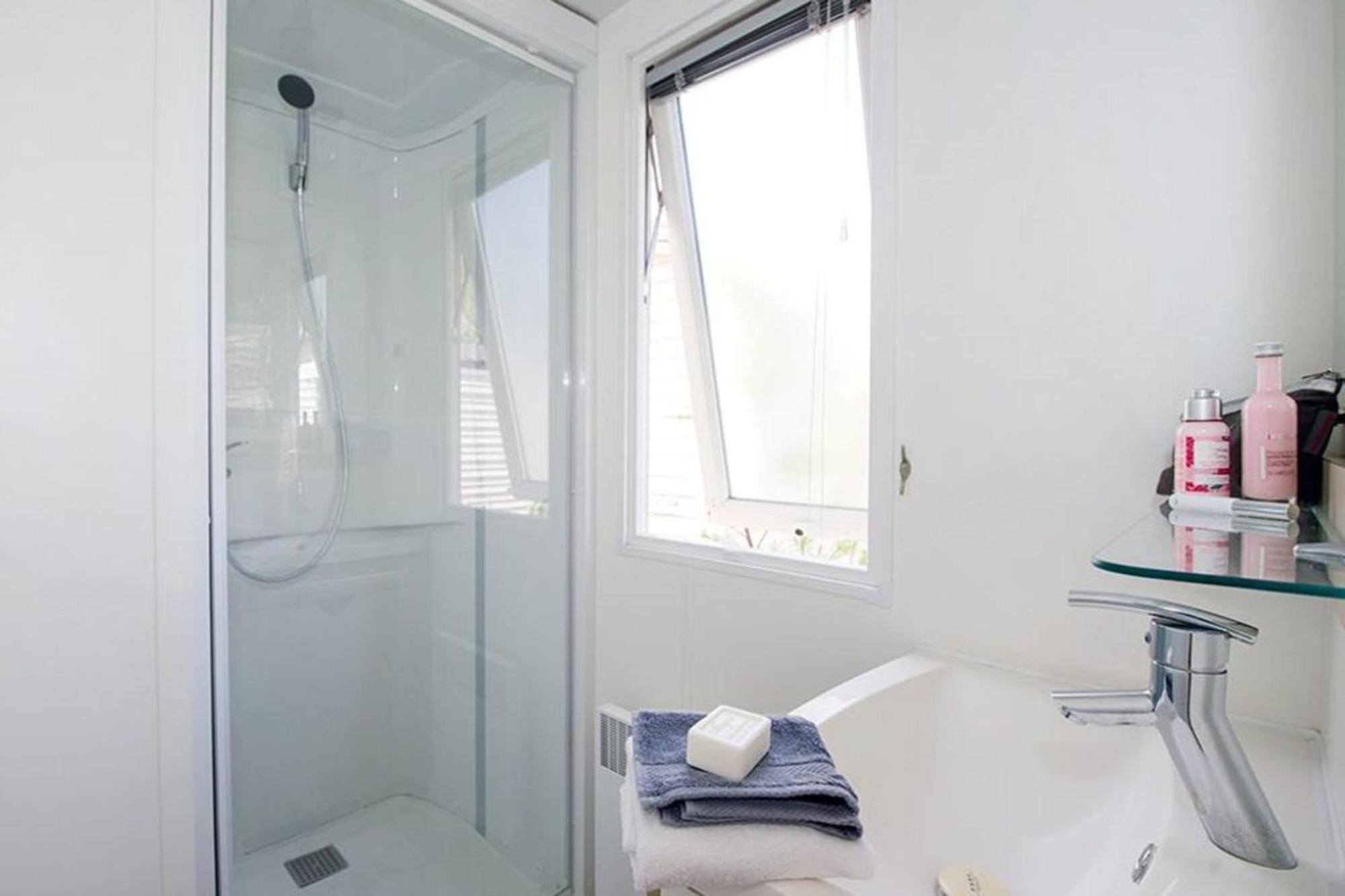 Mobile Home Camping Marvilla Parks Le Petit Mousse M028 Vias Kültér fotó
